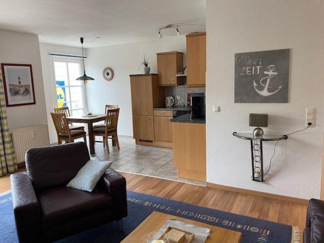 Haus-Olymp-Apartement-01-Kuehlungsborn-Nur-50-M-Bis-Zum-Strand-Ca-50-M2-2-Raeume-Sehr-Gepflegt المظهر الخارجي الصورة
